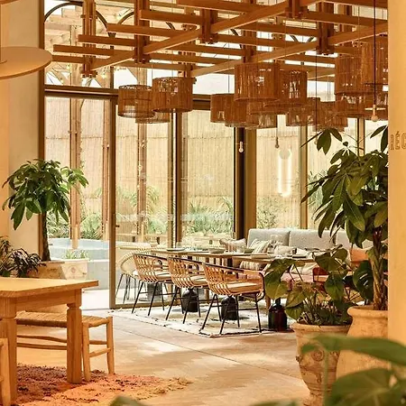 Bloom House & 4* باريس