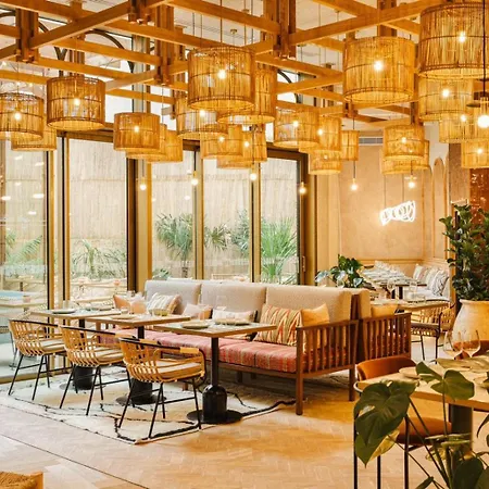 Bloom House & Hotel París