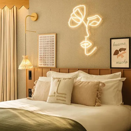 Bloom House & Hotel Paris