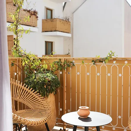 Hotel Bloom House &