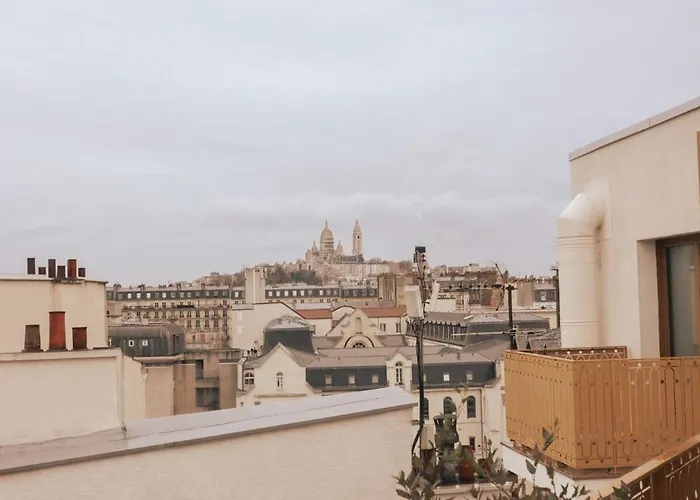 Отель Bloom House & Париж