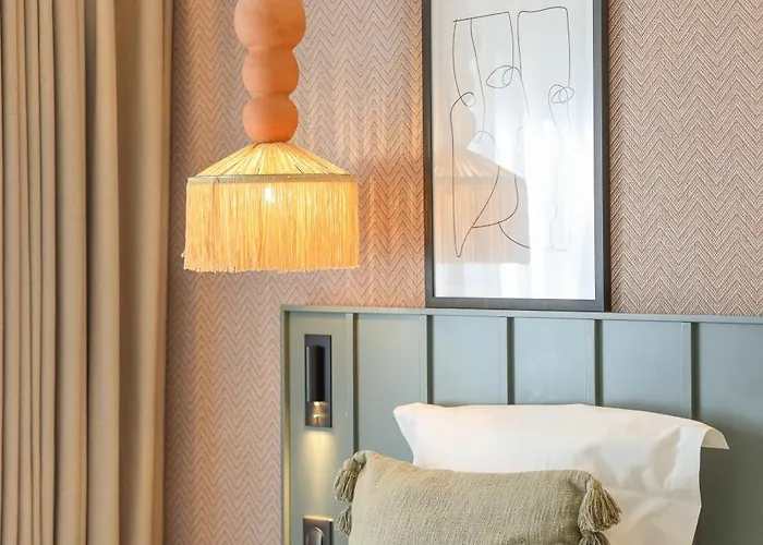 Bloom House & París